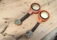 Dwie lampy biurkowe produkcji radzieckiej. — ujęcie 2