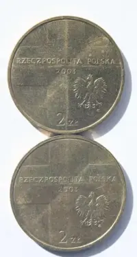 Dwie monety 2 zł Jan Paweł II - 25 lecie pontyfikatu - 2003 rok — ujęcie 5