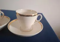 Dwie stare porcelanowe francuskie filiżanki — ujęcie 3
