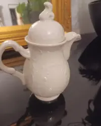 Dzbanek porcelanowy Bauscher Weiden Bawaria | Reliefy | Lata 30/40 — ujęcie 2