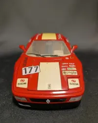 Ferrari 348tb 1989 samochód METALOWY model BURAGO 1/18 — ujęcie 2