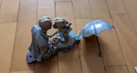 Figurka Dekoracyjna - Zakochana Para pod Parasolem — ujęcie 4