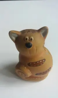 Figurka kolekcjonerska kotek — ujęcie 2