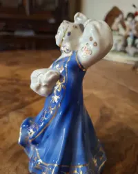 Figurka korosten prl porcelana porcelanowa — ujęcie 2