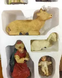 Figurki do szopki bożonarodzeniowej – komplet 11 elementów, Niemcy — ujęcie 4