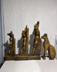 figurki egipskich bogów — ujęcie 4