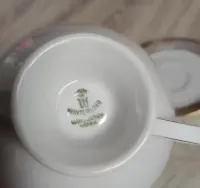 filiżanka z podstawką vintage — ujęcie 2