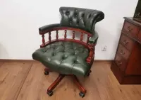 Gabinetowy FOTEL chesterfield kapitański 879/2025 — ujęcie 4