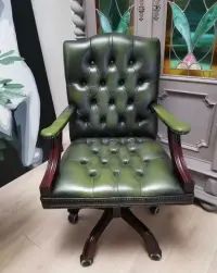 Gabinetowy fotel do biurka Chesterfield  908/2026 — ujęcie 4