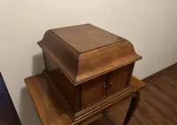 Gramofon Majesta,  po renowacji — ujęcie 2