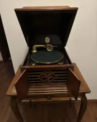 Gramofon Majesta,  po renowacji — ujęcie 5