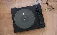 Gramofon Rega Planar 1 P1 ULEPSZONY! Talerz szklany. — ujęcie 5