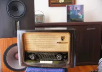 GRUNDIG Type 1055W/3D / Bakielitowe Lampowe Radio 1955r '' Vintage '' — ujęcie 4