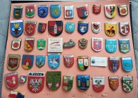 Herb pin . Przypinki miast gmin powiatów. Wpinki, znaczki, odznaki — ujęcie 3