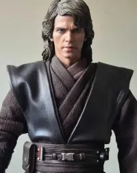 Hot Toys MMS 437 Star Wars III Revenge of the Sith Anakin Skywalker — ujęcie 4