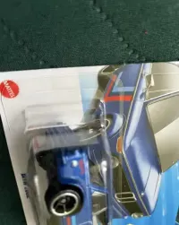 Hot Wheels BMW 2002 — ujęcie 3