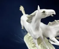 Hutschenreuther duża figurka konie w galopie — ujęcie 4