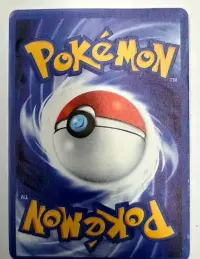 Karta Pokemon Pikachu V 170/185 Vivid Voltage — ujęcie 2