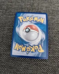 Karta pokemon wersja koreańska — ujęcie 2