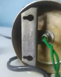 Kinkiet ceramiczny PRL — ujęcie 3
