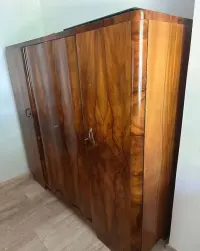 Kolekcja mebli antycznych i vintage: Szafa Art Deco, Sekretarzyk Biedermeier, Stół, Konsola, Dywan perski — ujęcie 2