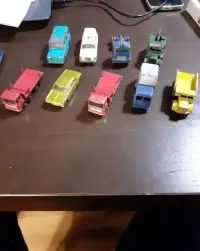 Kolekcja starych, metalowych, ciężarowych resorków Matchbox z lat 60 — ujęcie 3