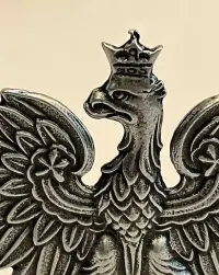 Kolekcjonerski orzeł polski, posrebrzany — ujęcie 3