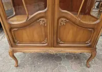 3 SZTUKI KOMPLET DO SALONU JADALNI POKOJU BIURA Komoda witryna szklana barek biurko SZAFA SZAFKA antyk antyczna Biurko Vitryna komplet antyczny ANTYKI — ujęcie 4