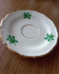 komplet porcelana biała Wałbrzych zielone kwiaty — ujęcie 2
