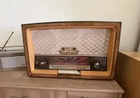 Koncertowe Radio Lampowe Philips Capella 663 — ujęcie 3