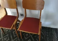 Krzesła Bumerang,polskie wzornictwo. Lata 60 -ę. 2 szt. — ujęcie 2