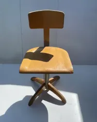 Krzesło Bauhaus , retro, Drehstuhl Nr 2 Ama Elastik Mod. Nr 364 — ujęcie 2
