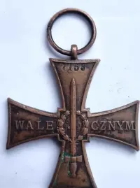 Krzyż Walecznym 1920 nie odznaka nie orzełek Knedler miniaturk MAŁY nr — ujęcie 4