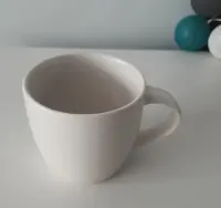 Kubek garnuszek biały 330 ml kawa herbata NOWY — ujęcie 3