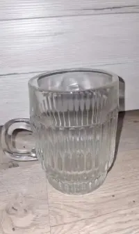 Kufel do piwa HSG Hortensja PRL — ujęcie 2
