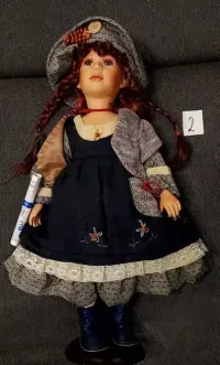 Lalka z porcelany. Polecam. — ujęcie 2
