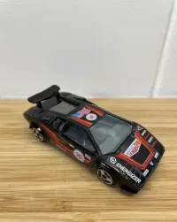 Lamborghini Countach Burago 1:43 — ujęcie 5