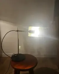 Lampa biurkowa VEB Leuchtenbau Lengefeld DDR lata 70 industrial — ujęcie 3