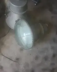 Lampa metalowa PRL  predom-mesko przemyslowa loft — ujęcie 4