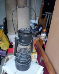 Lampa naftowa   . — ujęcie 3