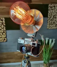 Lampa retro z aparatu KIEV vintage — ujęcie 3