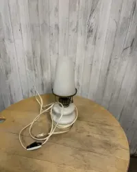 Lampa stołowa PRL Polam-Meos Warszawa vintage industrialna — ujęcie 2