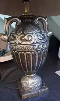 Lampa vintage duza — ujęcie 3