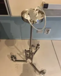 Lampa wisząca trzyramienny metal 3xe14 sufitowa żarówki gratis — ujęcie 4