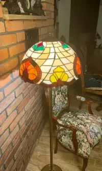 Lampa witrażowa Tiffany stojąca vintage pałacowa antyczna unikatowa — ujęcie 4