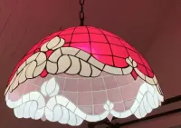 Lampa witrazowa wiszaca — ujęcie 4
