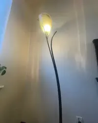 lampa z kutego żelaza — ujęcie 2