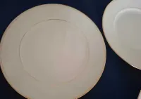 Limoges France porcelanowe talerzyki deserowe biel i złoto 6 sztuk — ujęcie 2