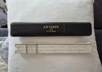 Linijka przesuwna suwak logarytmiczny A. W. Faber — ujęcie 2