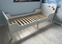 Łóżko IKEA SUNDVIK dziecięce rosnące rama ze stelażem — ujęcie 4